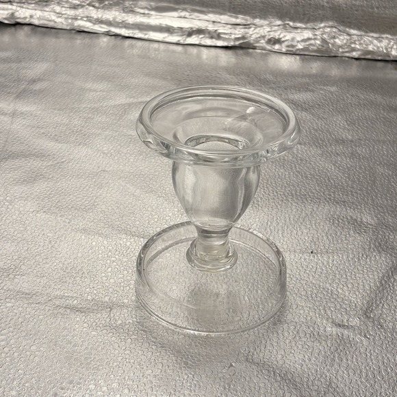 Vintage‎ 80s Pair Clear Glass Candle Holders Pair 4.5" Elegant Farmhouse Cottage - Picture 3 of 9